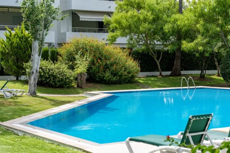 Exclusive ground floor apartment with private garden and garage in Puerto Pollensa — photo 2