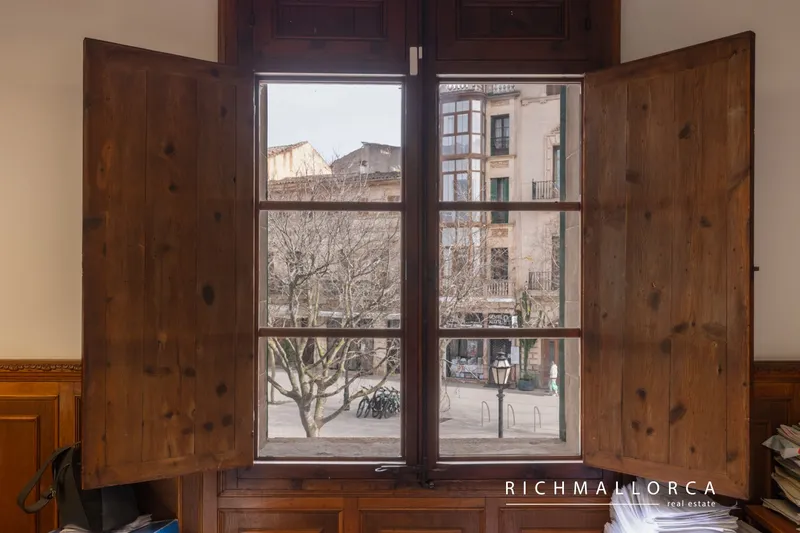Character Townhouse with Exceptional Potential in Central Llucmajor — photo 11