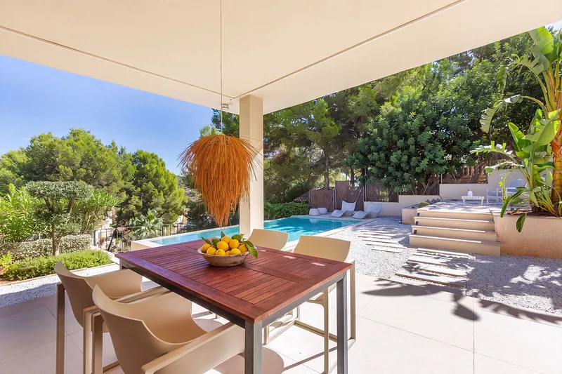 Elegante Villa mit mediterranem Flair und modernem Wohnkomfort — photo 3