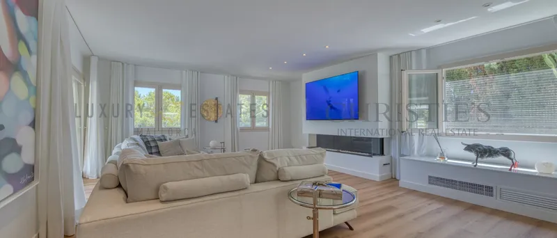 Modern villa in Santa Ponsa in walking distance to the beach village center — photo 2