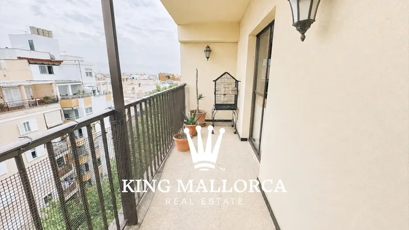 Bright and spacious family apartment of 129 m², 4 bedrooms, 2 bathrooms, 84 m² rooftop terrace in Pere Garau – Palma — photo 11