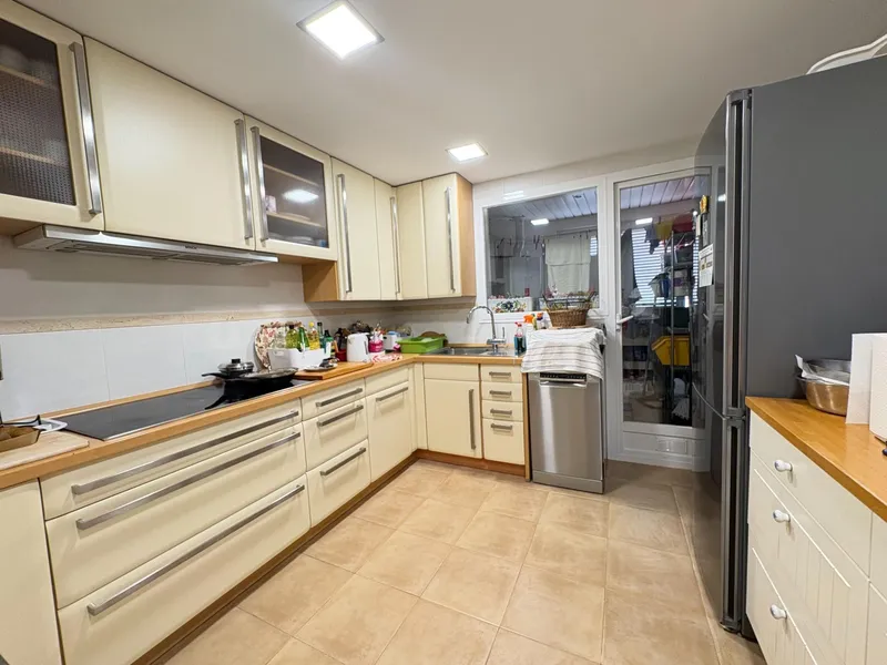 Excellent first-floor apartment with elevator in Cristo Rey — photo 8