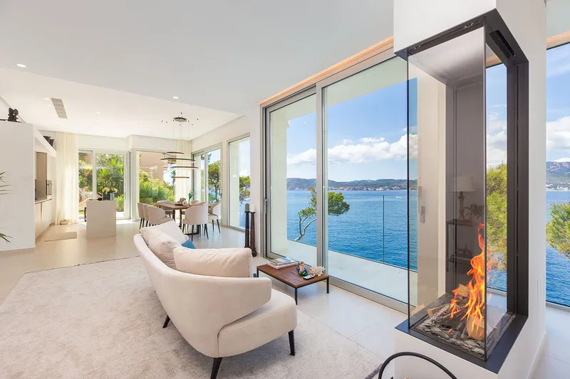 First-class villa with luxury fittings and sea access — photo 6