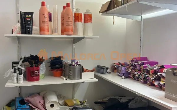Commercial premises in high-traffic area – Vía Portugal, Manacor — photo 8