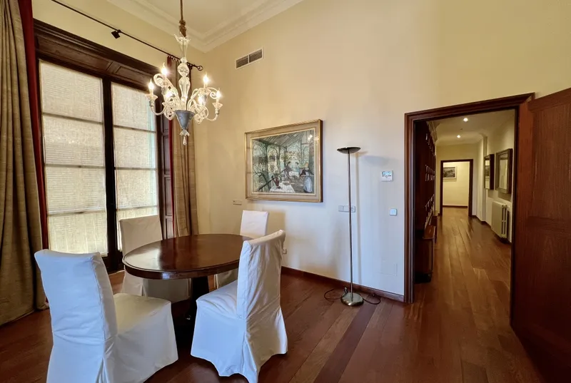 Impressive noble floor with sea views in Palma — photo 6