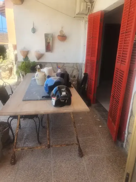 Ground floor on Carrer de la Platja, Cala Llombards area — photo 10