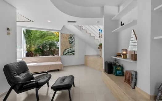 Spacious villa with a pool and wine cellar available for long-term rent in a quiet, private location in S'Aranjassa — photo 7