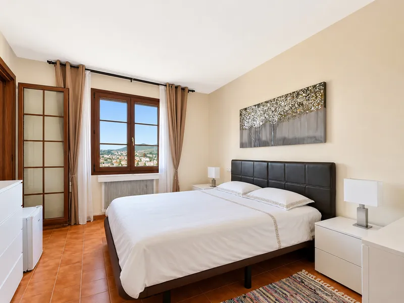 Townhouse with sea views in Santa Ponsa — photo 12