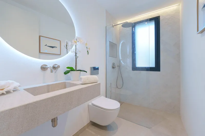 Seasonal rental: Seafront residence in Capdepera for rent — photo 8