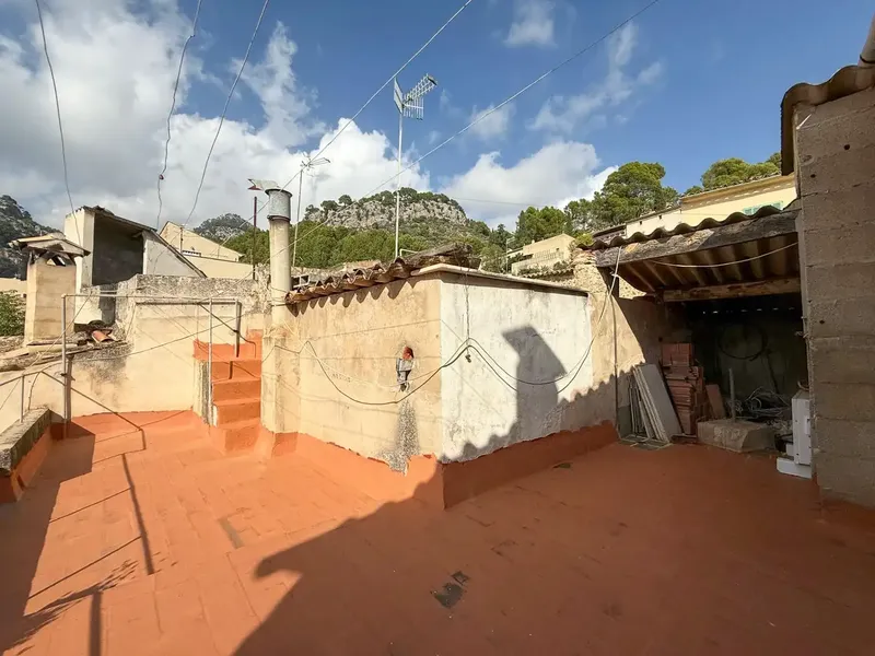 Discover this fantastic Mediterranean-style home in the charming village of Caimari, located at the foot of the majestic Sierra de — photo 10