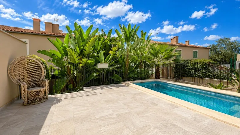 New semi-detached chalet with 4 bedrooms on two floors with private pool in Sa Cabaneta — photo 1