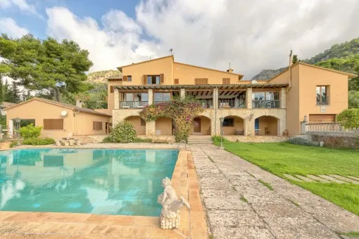 Valldemossa, large villa with guest house in Valldemossa — photo 1