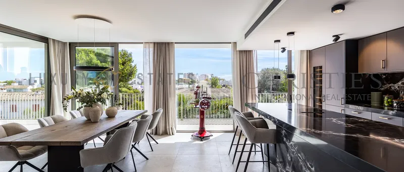 Modern Mediterranean villa in Palmanova near the beach — photo 2