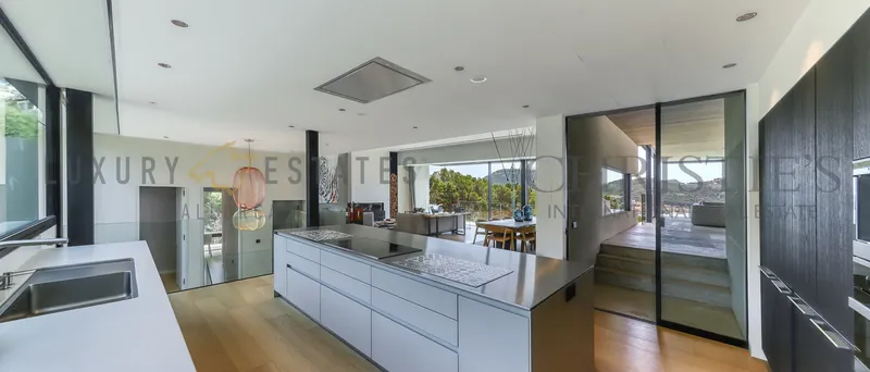 Sensational modern villa in Port Andratx on a large plot with great harbor views — photo 5