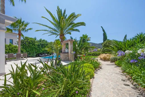 Puerto Andratx, high-quality villa with harbour views and holiday rental licence — photo 3