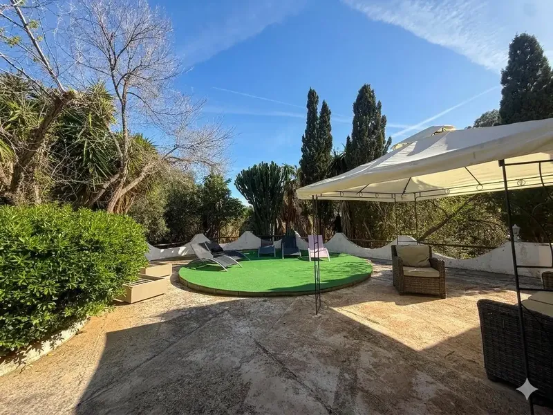 Located in the quiet outskirts of the coveted Genoa neighborhood, minutes from Palma, this exceptional property sits on a — photo 4