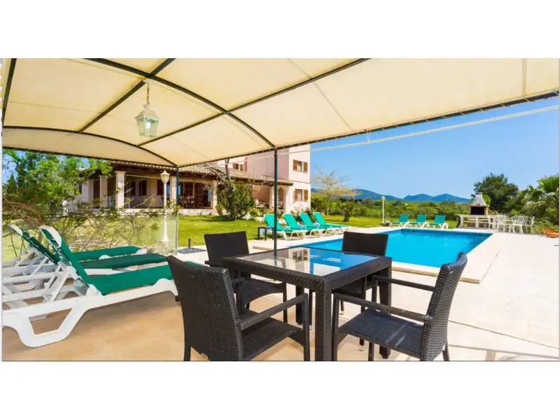 6-bedroom chalet with large garden and pool — photo 4