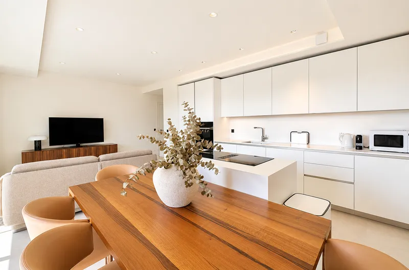 New modern apartment in a luxury residence in Palma Mas — photo 6