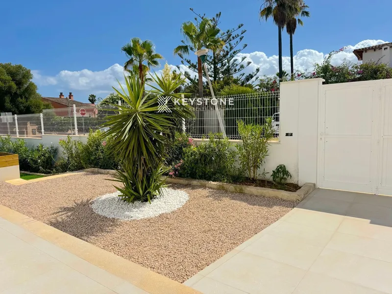 House — photo 11