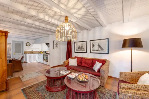 Capdepera, characterful finca oasis with sea views and 64 sqm pool - stylish living for seasonal rent in Capdepera — photo 8