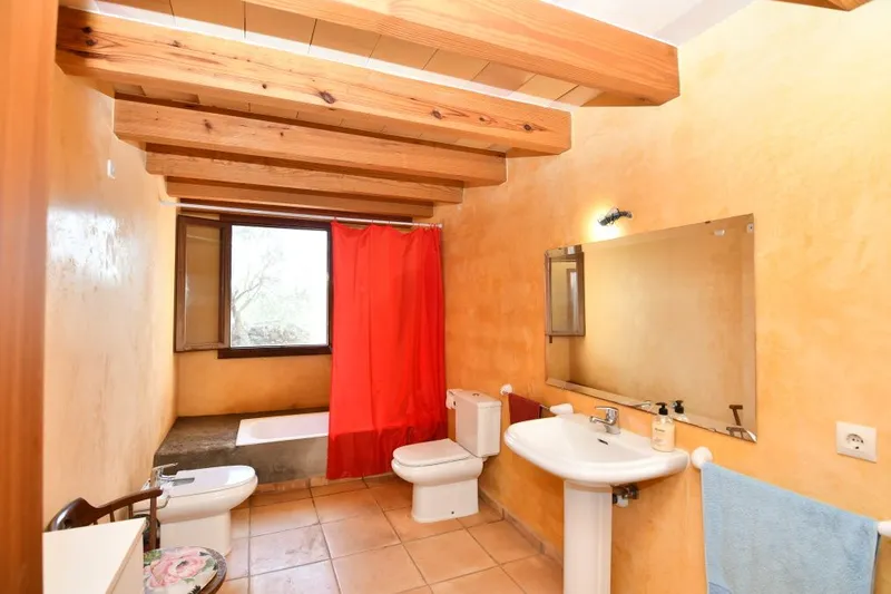 Country house on a quiet plot on the outskirts of Manacor — photo 11