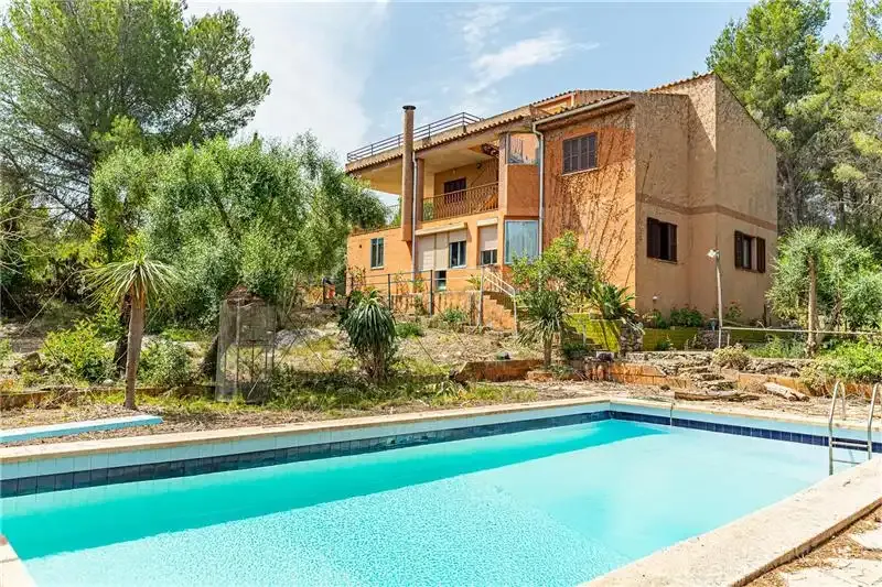 Chalet with pool on plot of approx. 1,789 m2 in privileged natural surroundings — photo 2