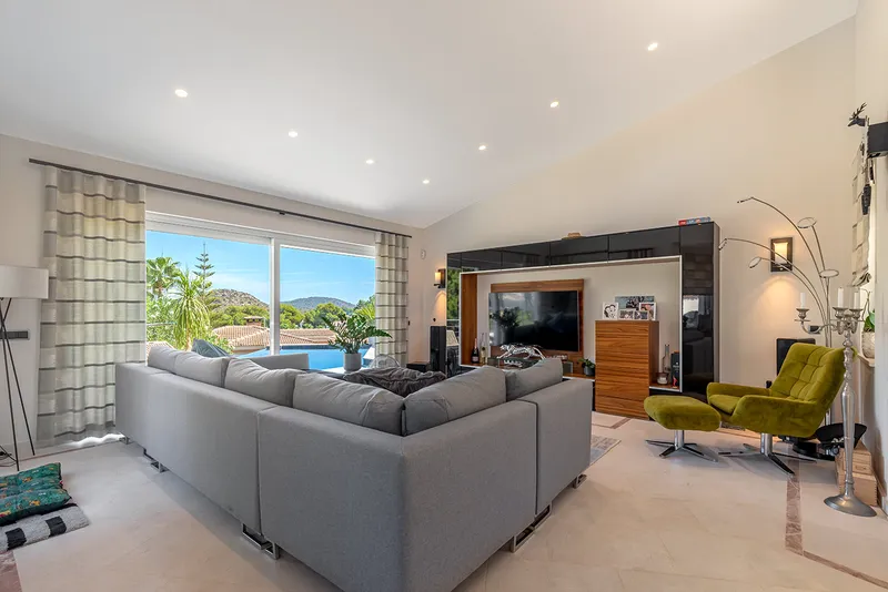 Villa in Santa Ponsa - Extremely high-quality renovated property with guest apartment — photo 4
