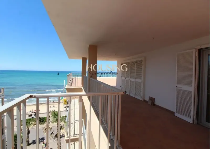 First-line penthouse with incredible views of the sea and the bay — photo 5