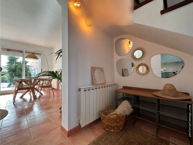 Rental of semi-detached house in Paseo Carles I — photo 2