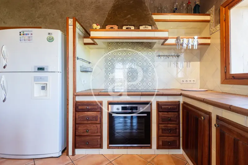 Finca with pool and garden for rent in Ses Coves — photo 10