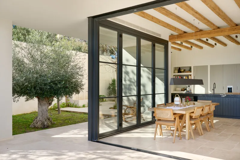 Stylish villa with panoramic views in Bonanova - Marcel Remus Real Estate — photo 9