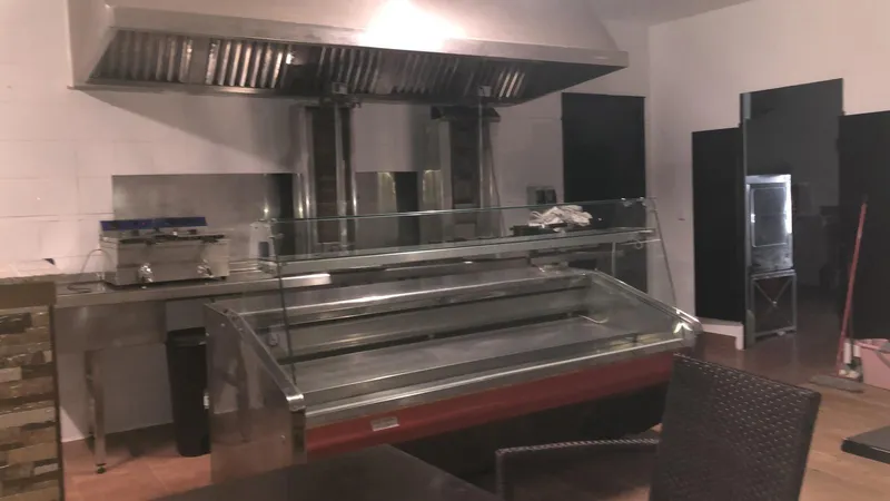 Transfer – Attractive gastronomic venue with license and equipment, 350m from the beach — photo 6