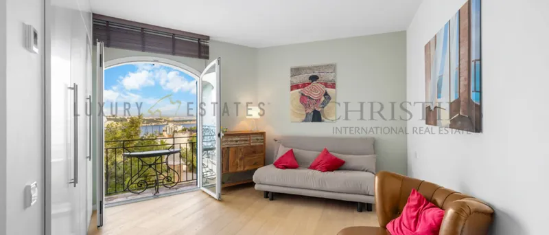 Renovated penthouse in Bendinat with large roof terrace and spectacular sea views — photo 3