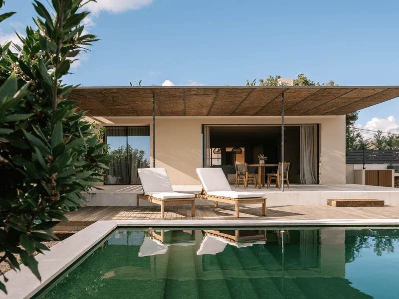 Modern 4-Bedroom Villa with Panoramic Views and Private Pool — photo 12