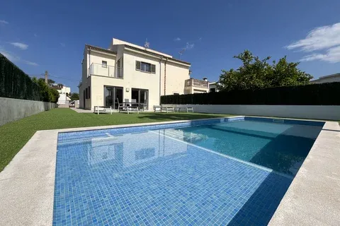 Villa in Platja De Muro, Mallorca — photo 6