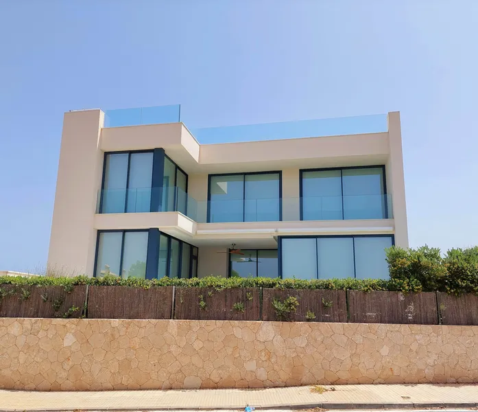 Villa with stunning sea views in S'Estanyol — photo 1