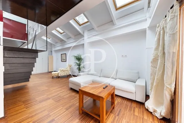 Apartment for rent in Cort, Palma de Mallorca — photo 5