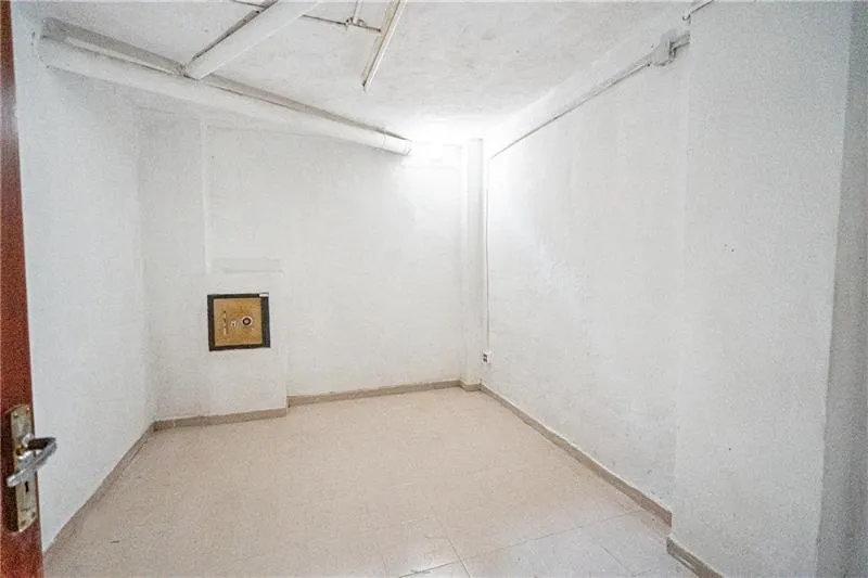Duplex commercial premises in Plaza Barcelona — photo 7