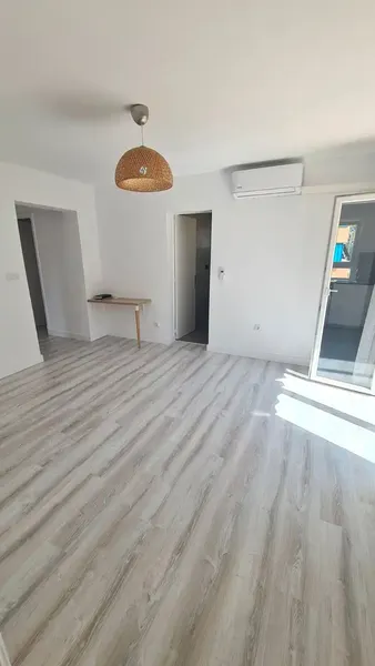 Nice flat in Calvià, Palma Nova area. Living room, 2 bedrooms, 1 bathroom, terrace on the same floor, parking. Option to be delivered furnished. — photo 10