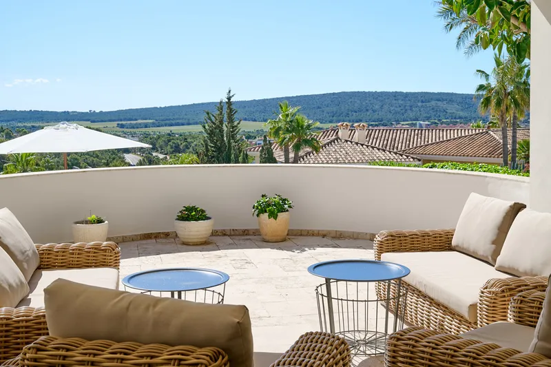 Light-flooded villa with sea views in Santa Ponsa - Marcel Remus Real Estate — photo 8