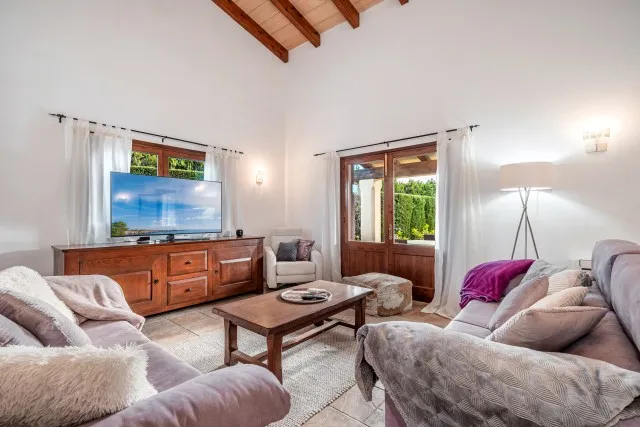 Delightful single-level villa for sale in Crestatx, North Mallorca — photo 3