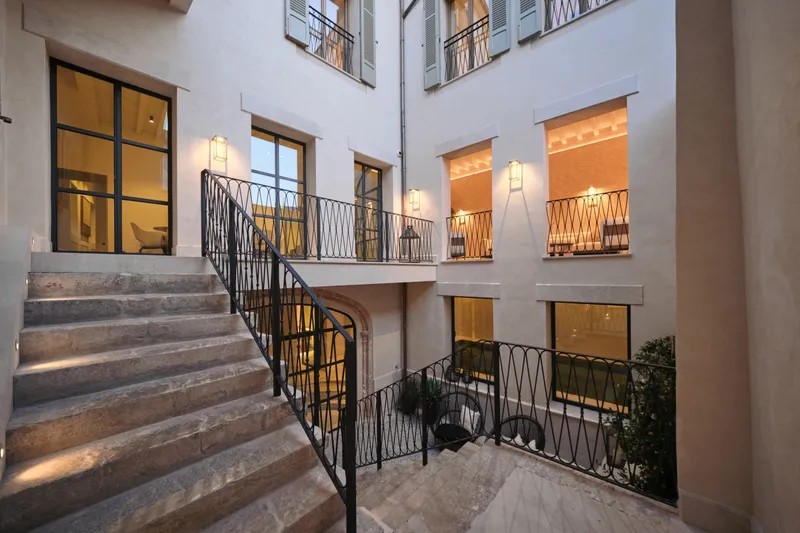 Mansion for Sale in Palma de Mallorca — photo 12