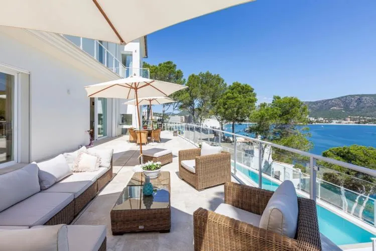 Villa Sea Front Palmanova Mallorca for Sale — photo 4