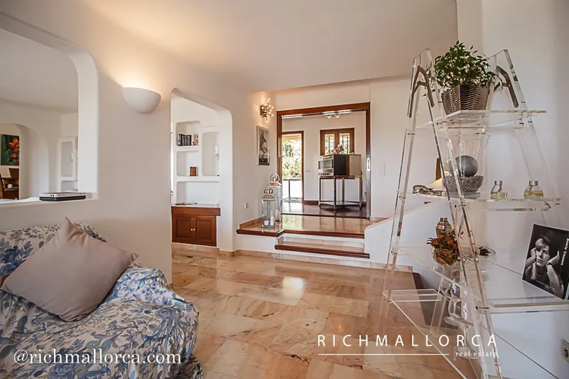 Beautiful villa in the upper area of Bendinat — photo 9