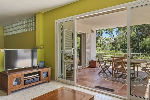 Large detached house with garden for sale in Portals Nous, southwest Mallorca — photo 4