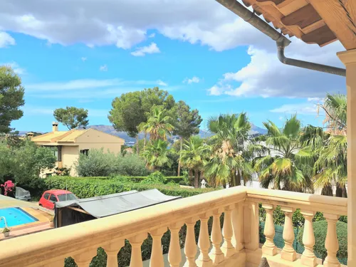 Mediterranean house in luxury area in Santa Ponsa — photo 1