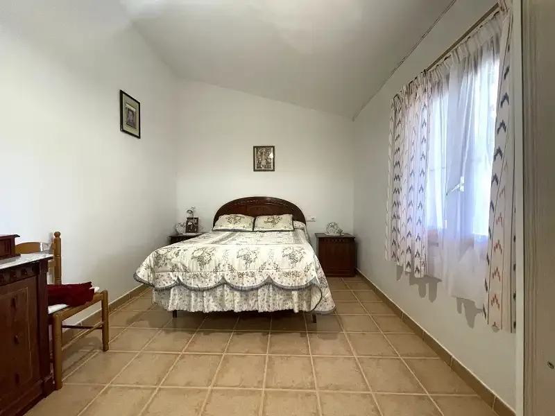 Chalet in good condition, near Llucmajor, fully legalized — photo 11