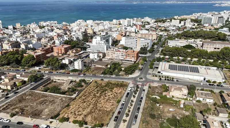 Buildable plot in Playa de Palma – 4,000 m² with license in process — photo 8