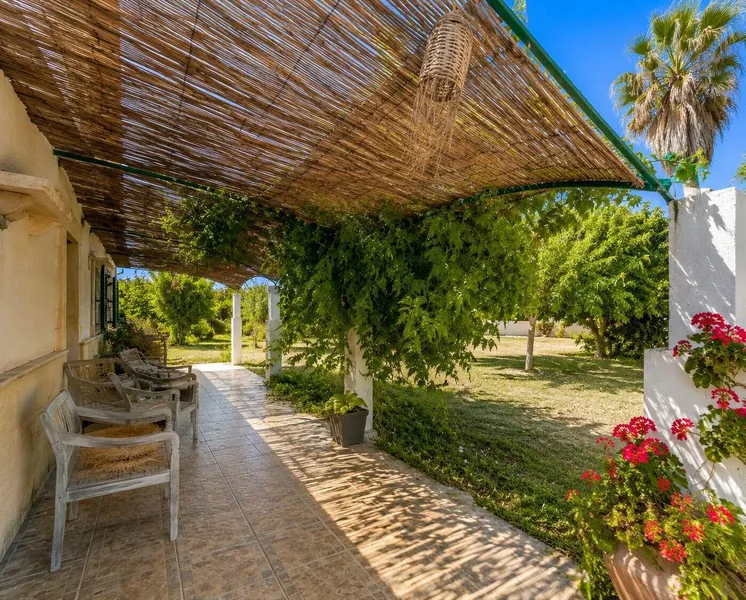 1,582 m² country house with 4 rooms, fireplace and garden for sale — photo 8