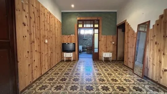 Village house in Binissalem, built surface 260 m², plot surface 106 m², 4 bedrooms, 1 bathroom — photo 2